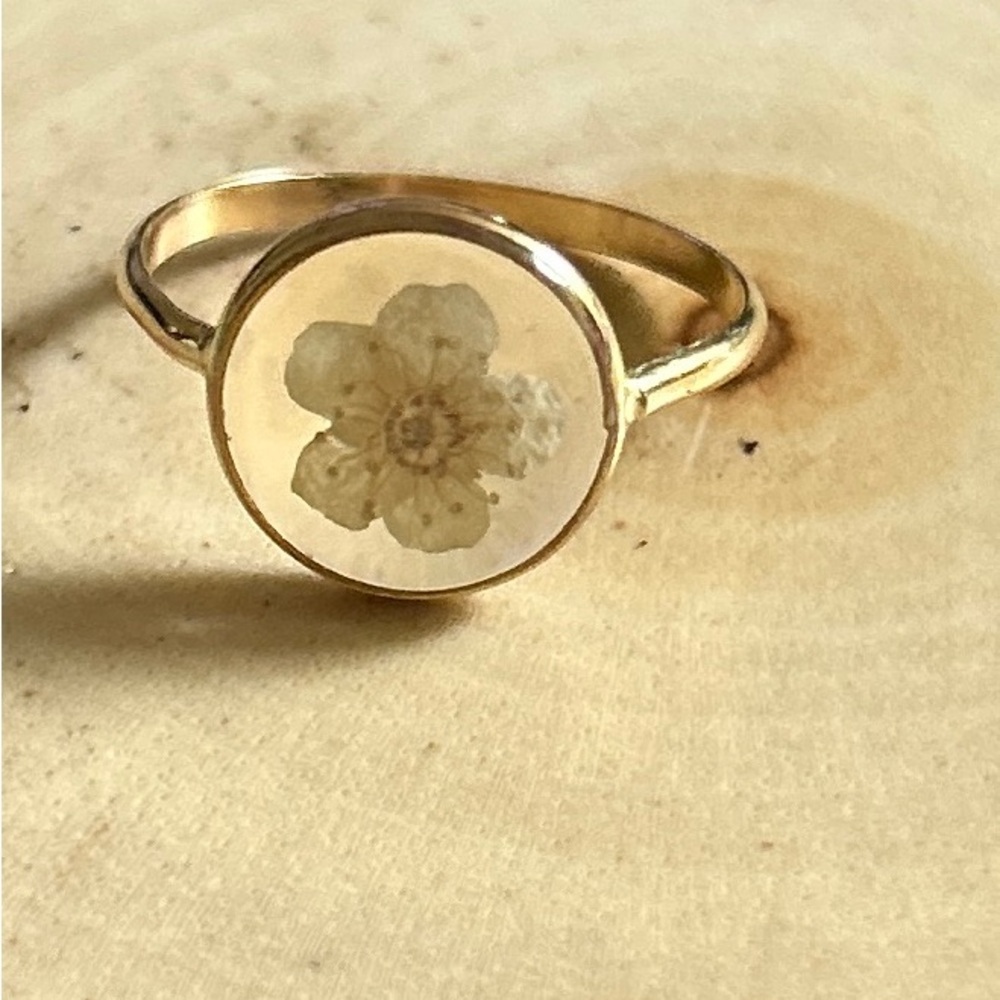 Gold Botanical Ring with Pressed Flower